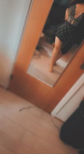 My kik!! online! aktiv femdom, gfe, videos - Escort Tjejer i Stockholms län - bild 1